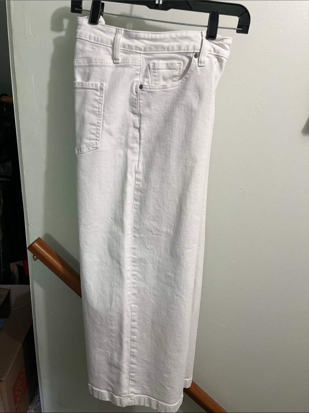 CHICO'S White High Rise Wide Leg Crop Jean